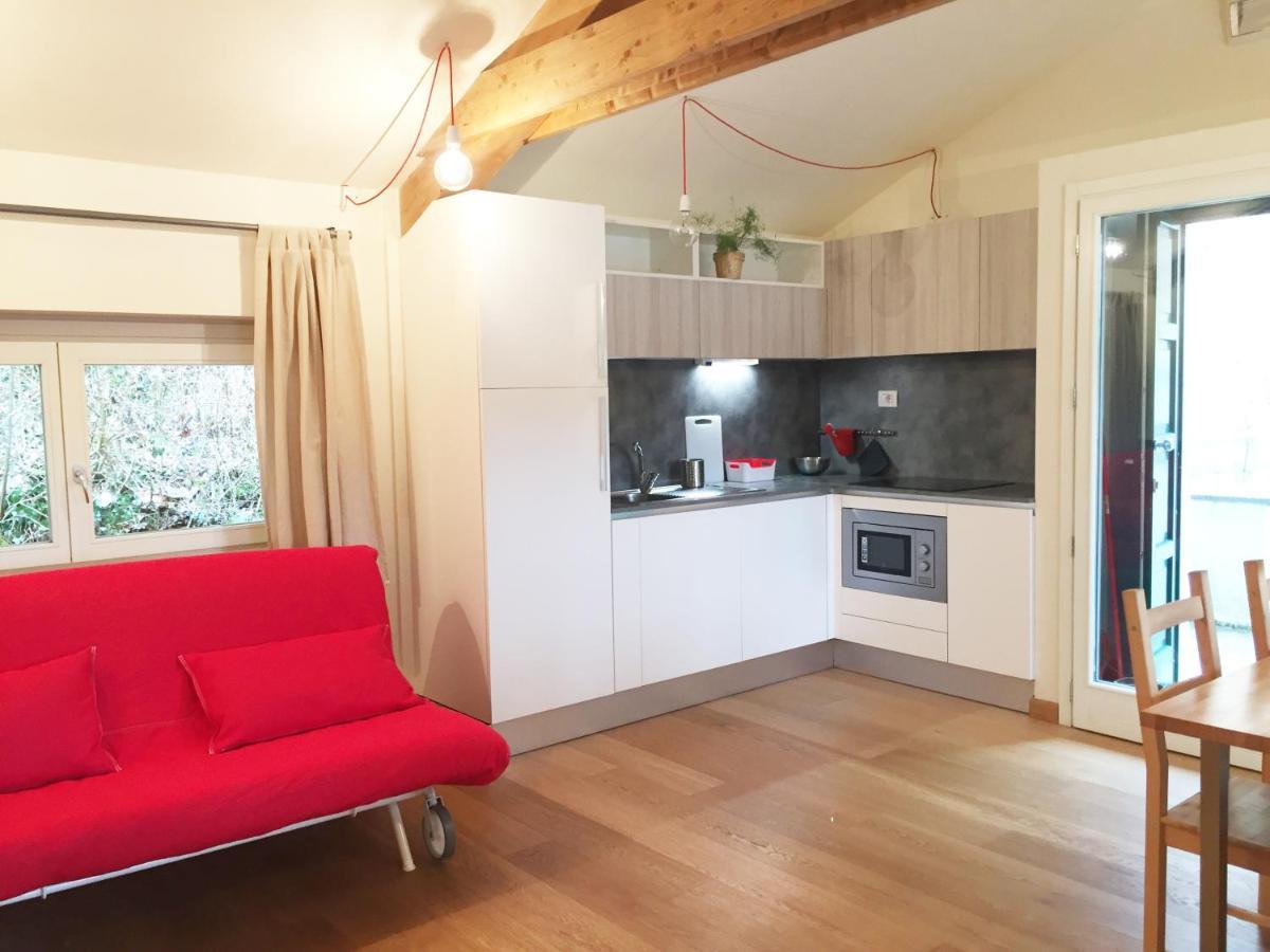 Panperduto Hostel Somma Lombardo Bagian luar foto